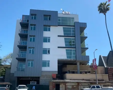 A picture of The Sunset Hue apartment complex